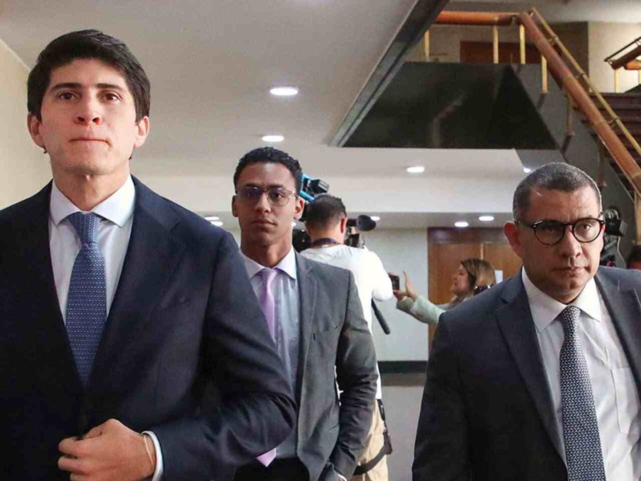 Wadith Manzur también fue mencionado en caso de Aremca 3 Wadith 3 |