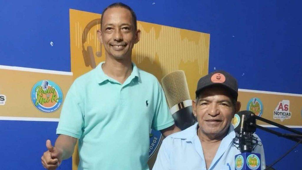 Locutores Radiounik 2 |